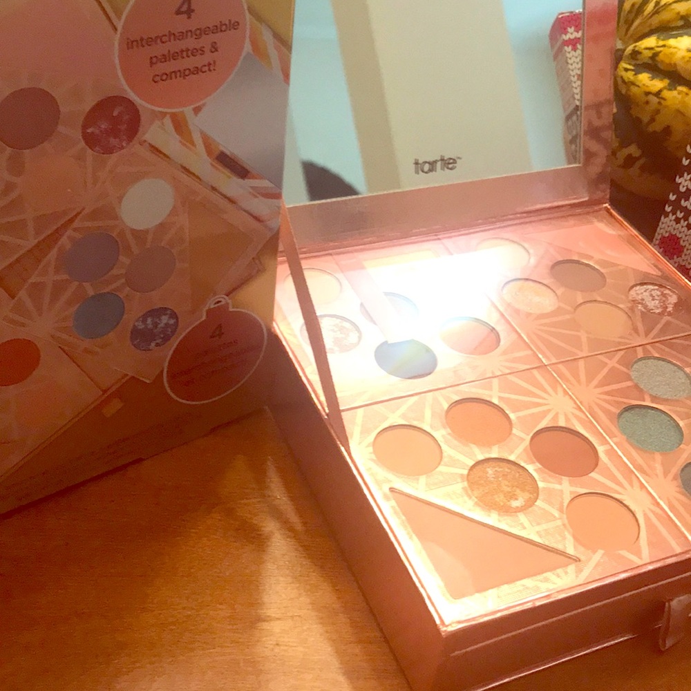 Tarte gift of glam collectors set